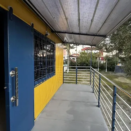 Pousada Container Guarda Do Embau Palhoca Exterior photo